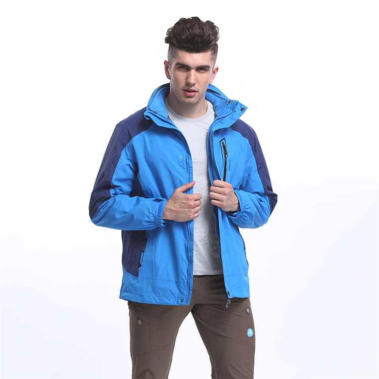 Hot-selling outdoor polyester 3 in 1 climbing men winter jacket